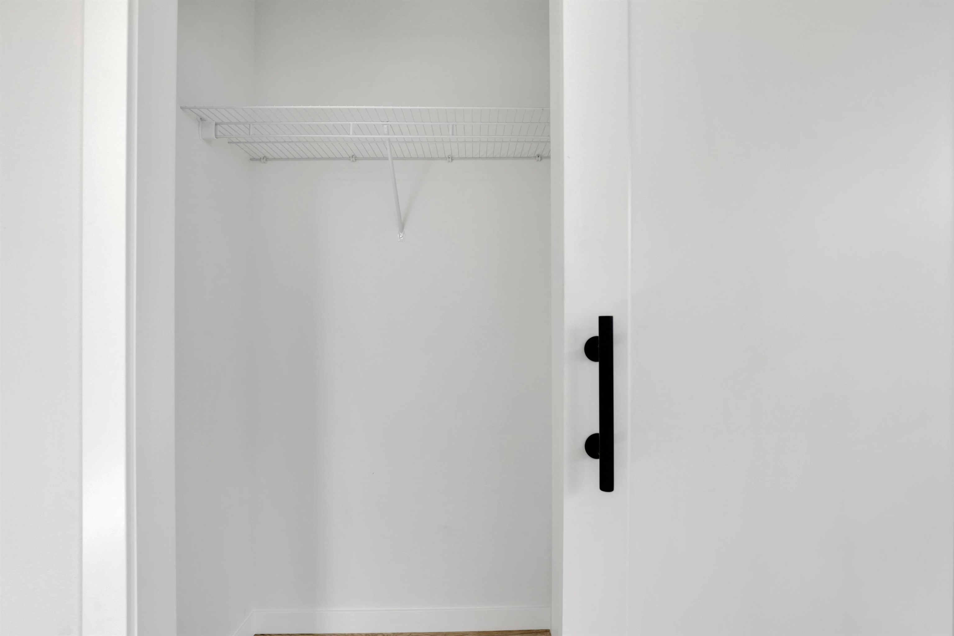 1733 East Lacrosse Avenue Spokane, WA 99207 - Photo 19 of 36