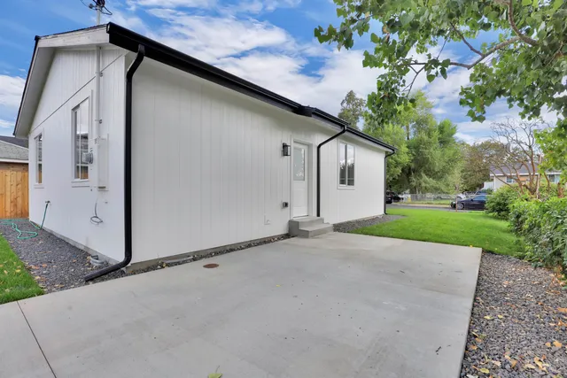 $335,000 | 1733 East Lacrosse Avenue, Spokane, WA 99207