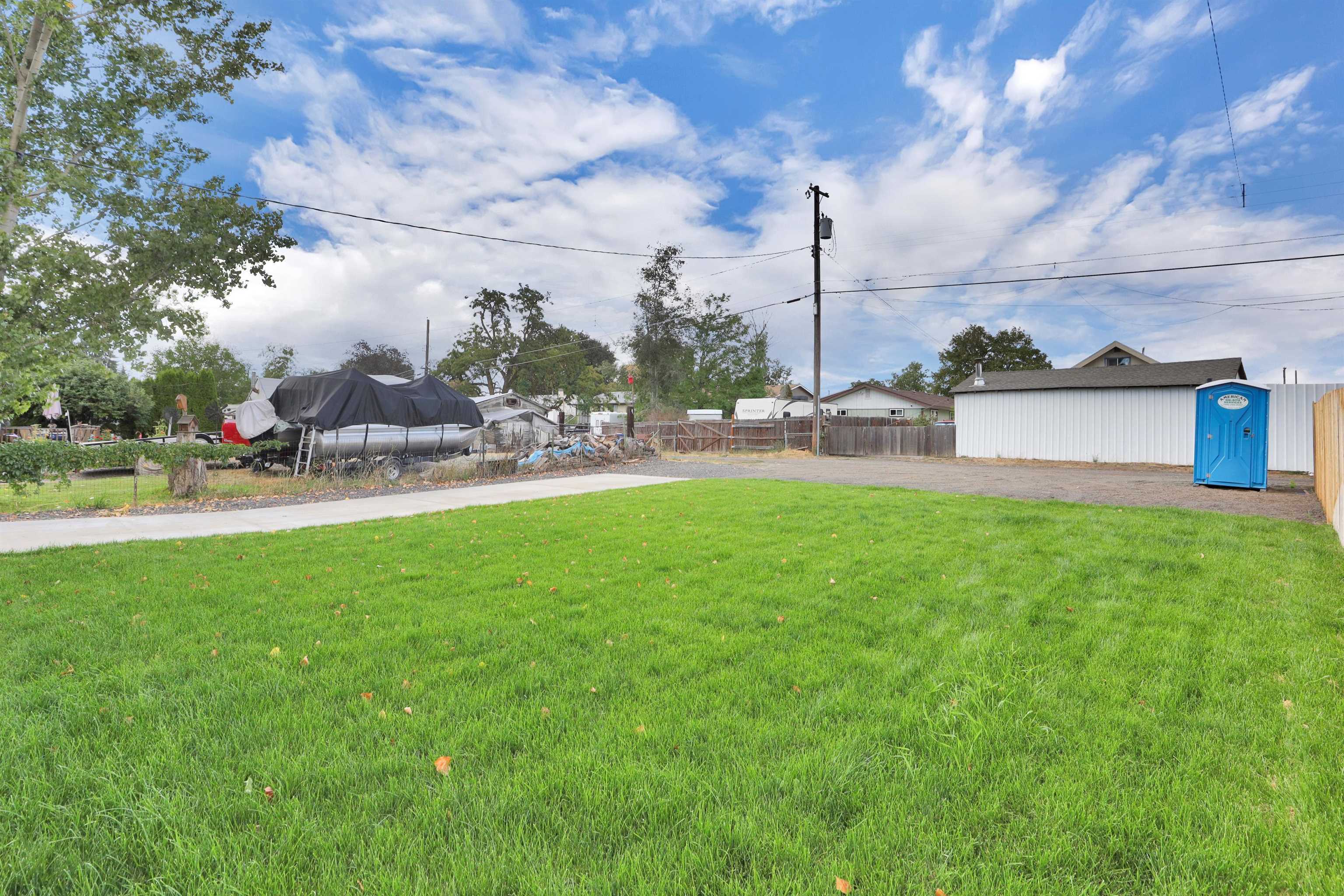 1733 East Lacrosse Avenue Spokane, WA 99207 - Photo 22 of 36