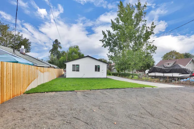 $335,000 | 1733 East Lacrosse Avenue, Spokane, WA 99207
