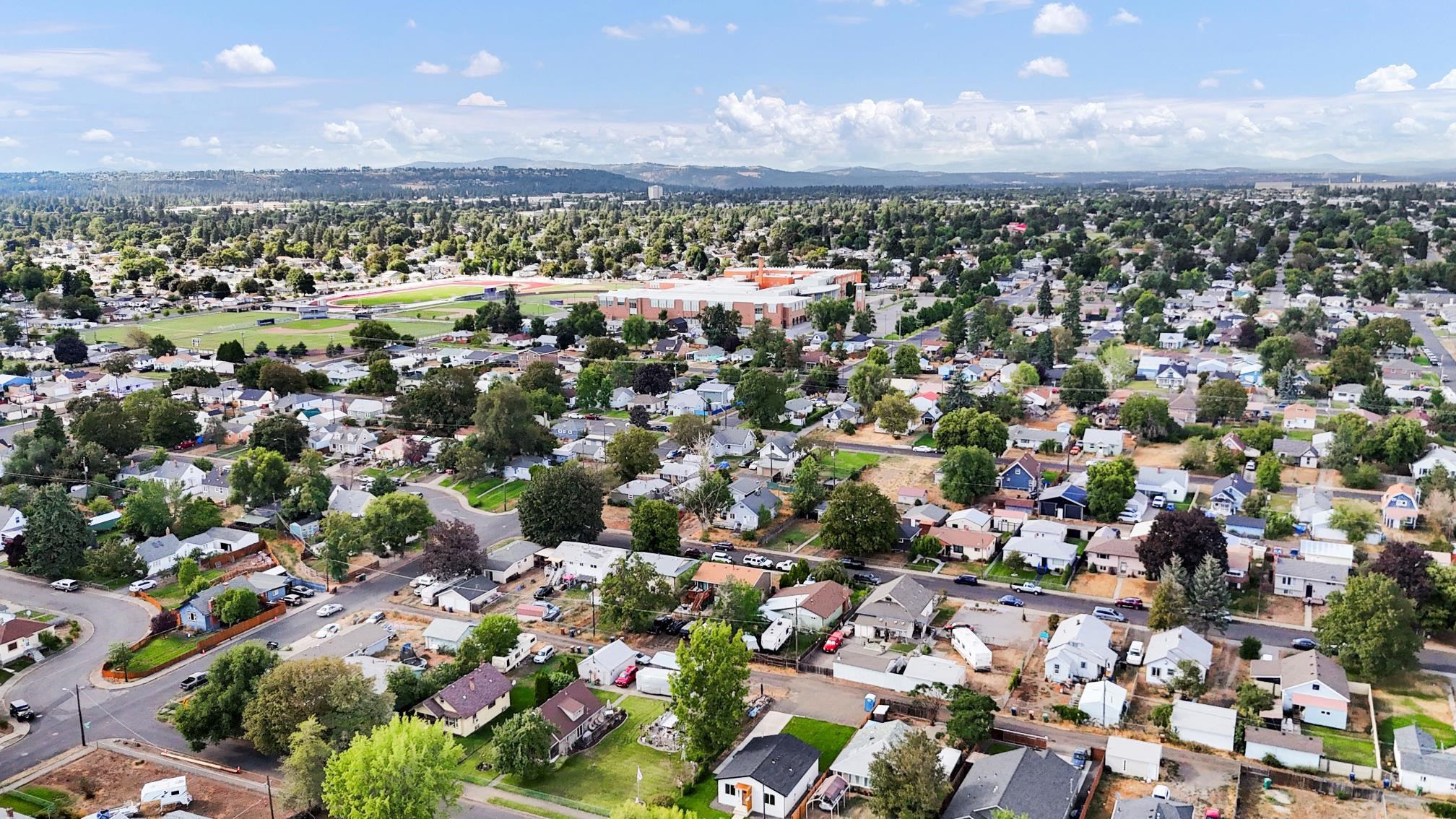 1733 East Lacrosse Avenue Spokane, WA 99207 - Photo 30 of 36