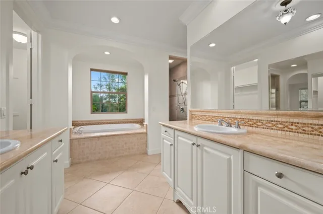 $2,870,000 | 21 Land Bird, Irvine, CA 92618