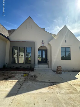 $975,000 | 224 Welchshire Drive, Madison, MS 39110