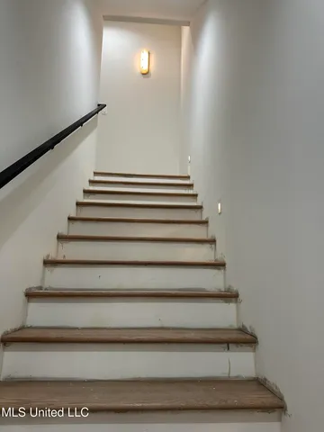 $975,000 | 224 Welchshire Drive, Madison, MS 39110