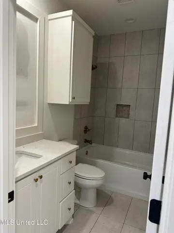 $975,000 | 224 Welchshire Drive, Madison, MS 39110