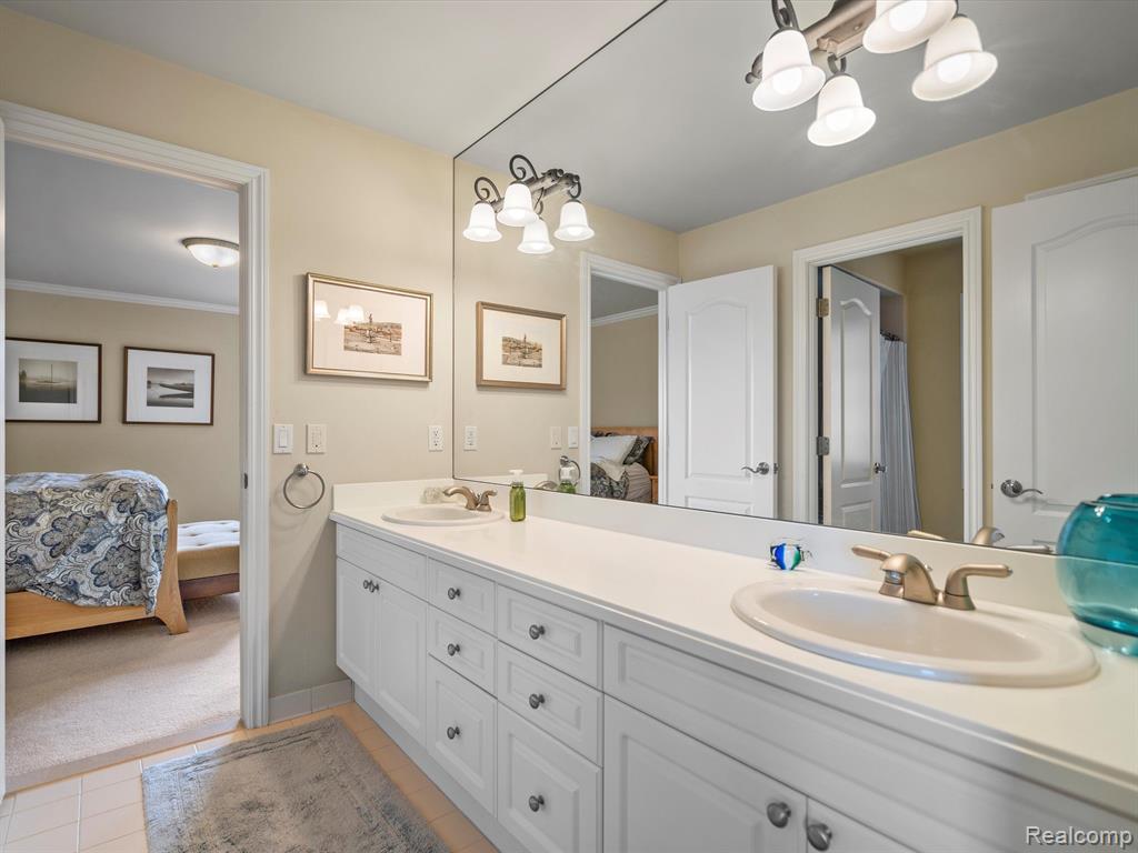2942 Croftshire Court Rochester, MI 48306 - Photo 60 of 70 Gallery Image 60