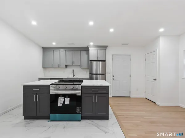 $2,400 | 27 5th Street, Unit 3, Stamford, CT 06905