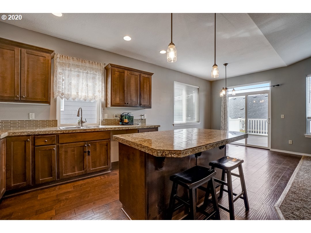 40481 Buck Street Sandy, OR 97055 - Photo 12 of 28 Gallery Image 12