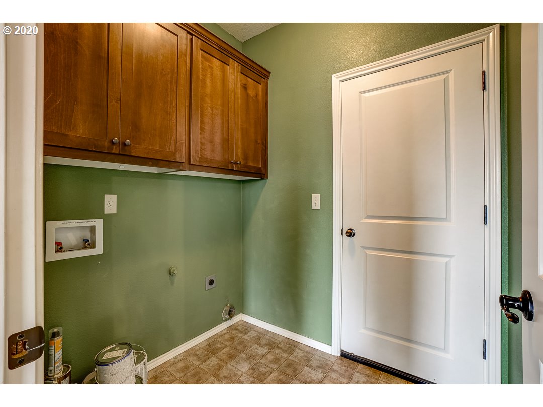 40481 Buck Street Sandy, OR 97055 - Photo 22 of 28 Gallery Image 22