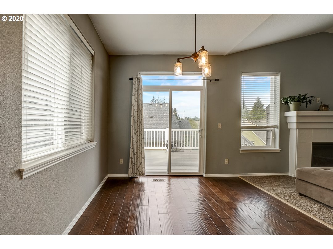 40481 Buck Street Sandy, OR 97055 - Photo 8 of 28 Gallery Image 8