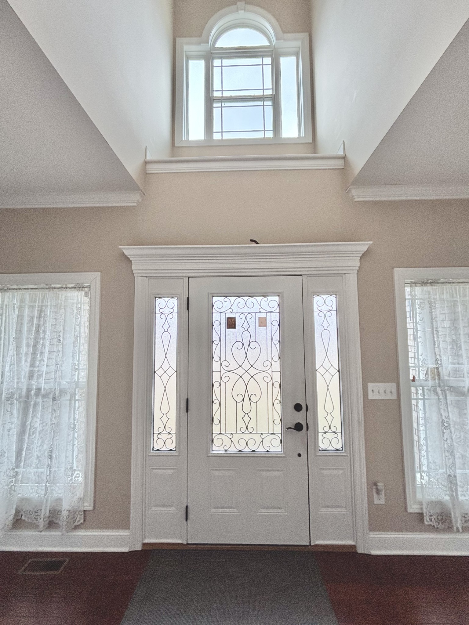 244 Lexington Circle Manchester, TN 37355 - Photo 3 of 25