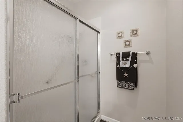 $299,999 | 562 Hyd A Way Road, Unit 3F, Camdenton, MO 65020