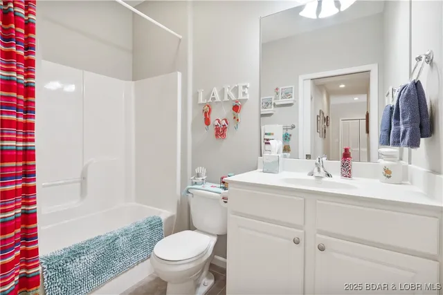 $299,999 | 562 Hyd A Way Road, Unit 3F, Camdenton, MO 65020