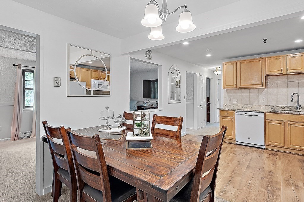 41 Spencer Road, Unit 32G Boxborough, MA 01719 - Photo 1 of 14