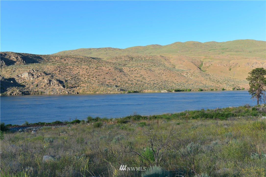 5 Starr Road Pateros, WA 98846 - Photo 3 of 15 Gallery Image 3