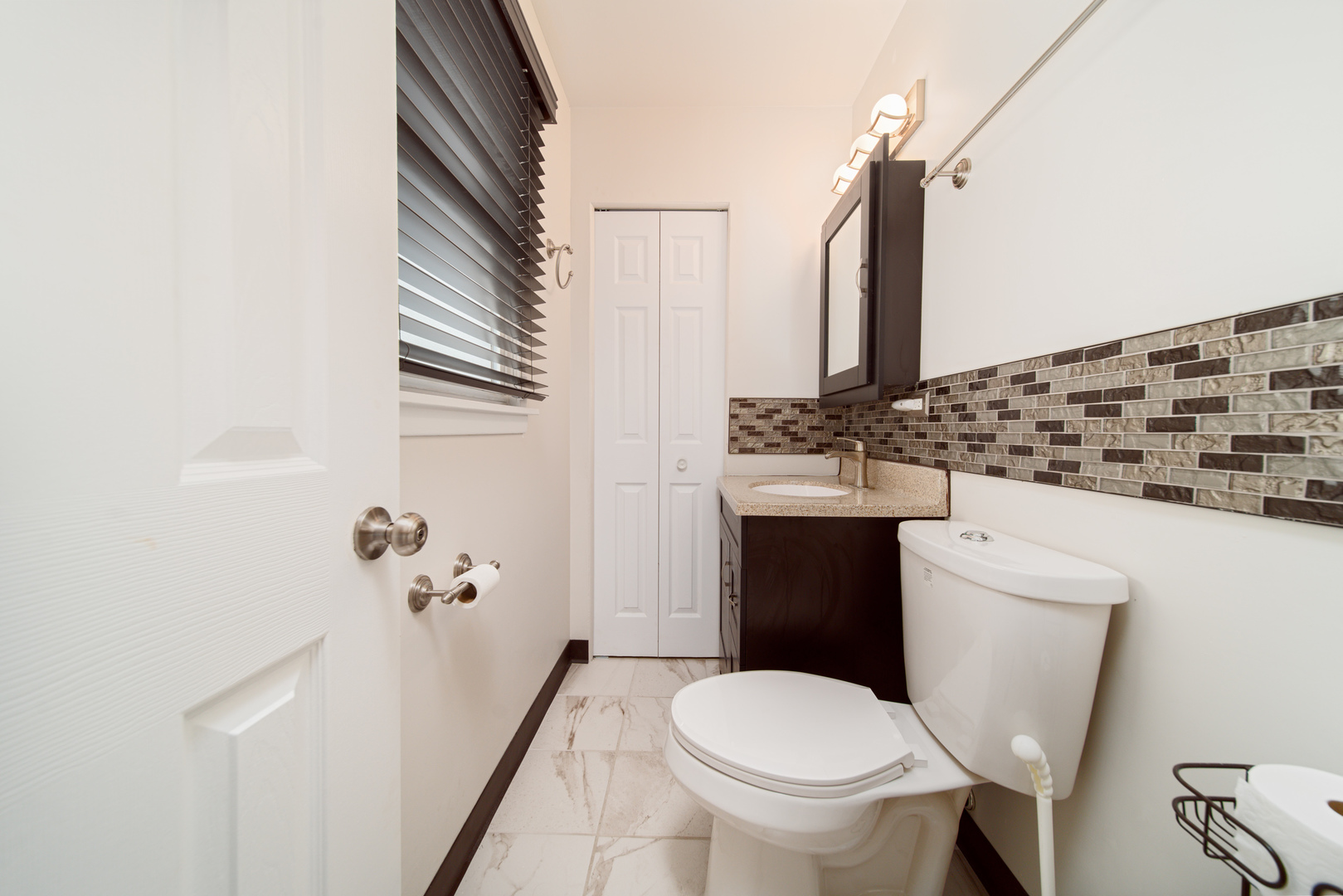 18830 Morgan Avenue Homewood, IL 60430 - Photo 10 of 22
