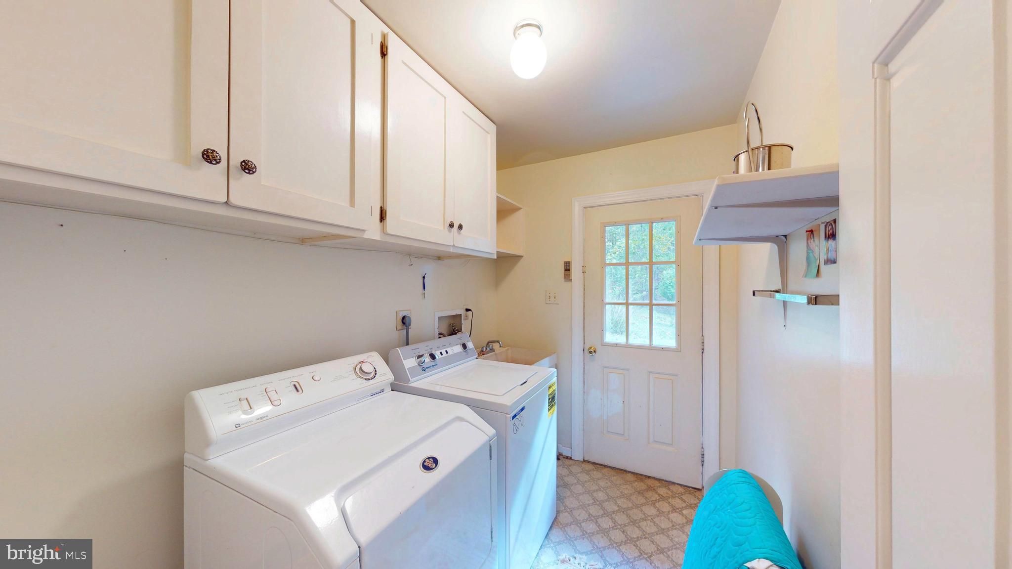 2018 Hunter Mill Road Vienna, VA 22181 - Photo 27 of 71 Gallery Image 27