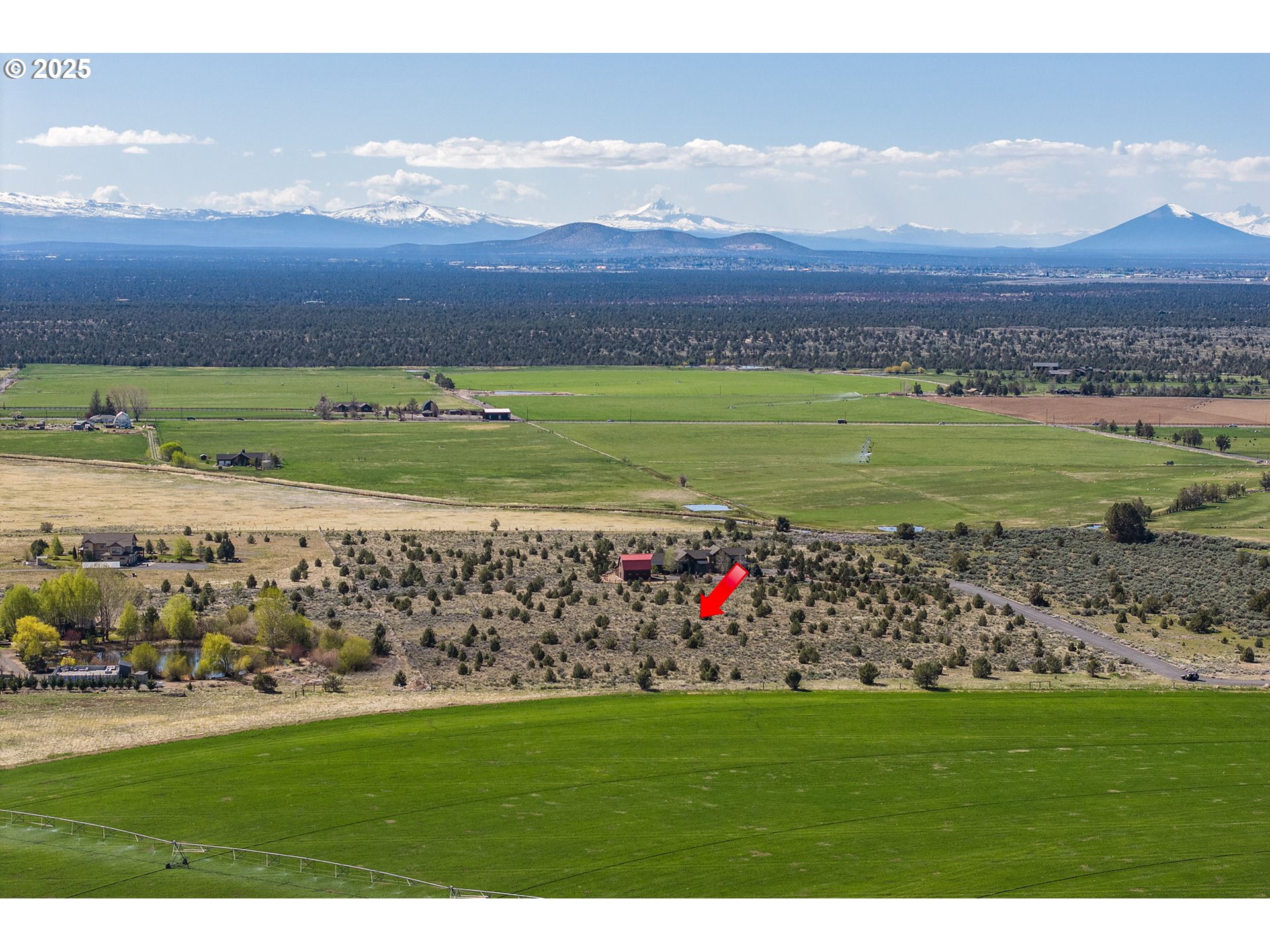Talarus Trail Powell Butte, OR 97753 - Photo 17 of 23 a view of a field with an ocean