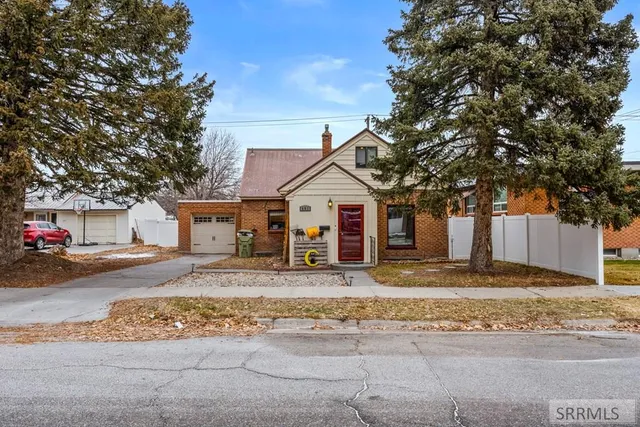 $310,000 | 491 8th Street, Idaho Falls, ID 83401