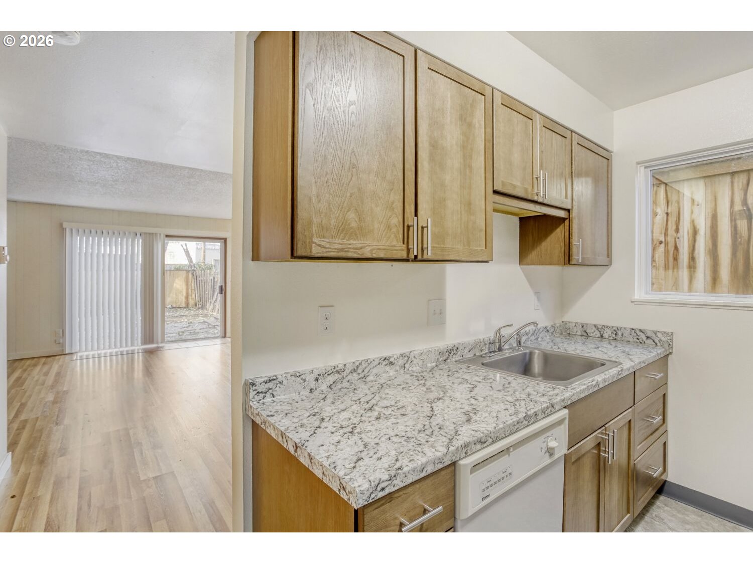 9986 Southwest Garrett Street Portland, OR 97223 - Photo 4 of 17