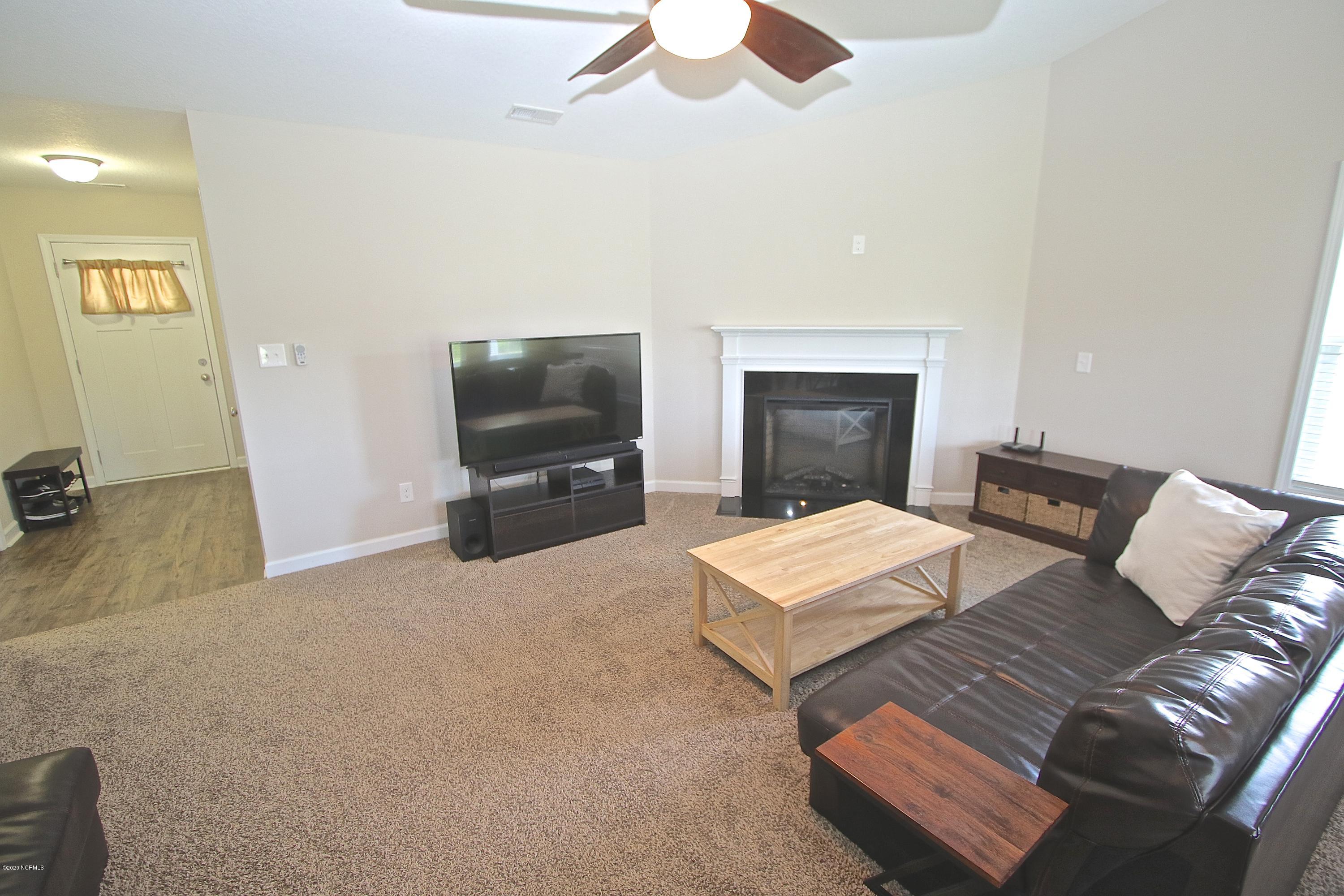 162 Pamlico Drive Holly Ridge, NC 28445 - Photo 7 of 41 LJ7A9971