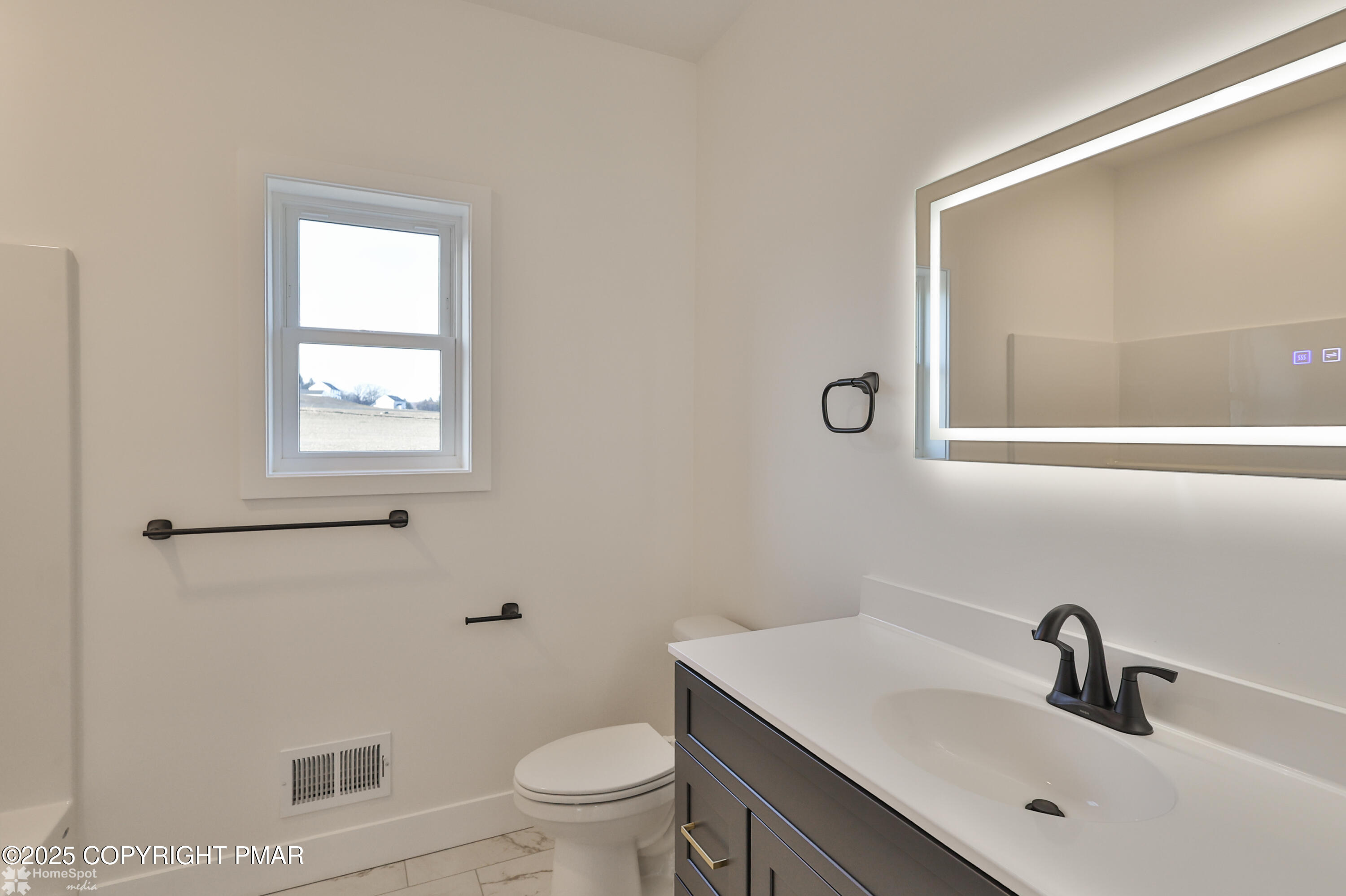 448 Long Lane Road Walnutport, PA 18088 - Photo 47 of 62 HSM (64 of 82)