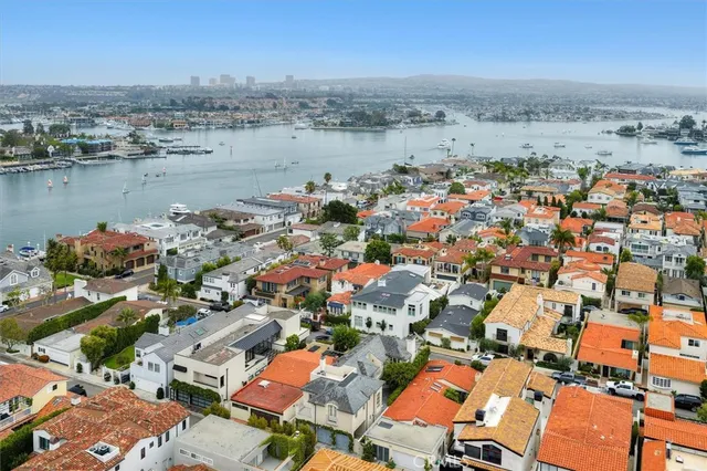 $14,750 | 129 Via Waziers, Newport Beach, CA 92663