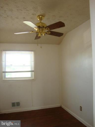 7635 Charlesmont Road Dundalk, MD 21222 - Photo 4 of 10 Bedroom #1