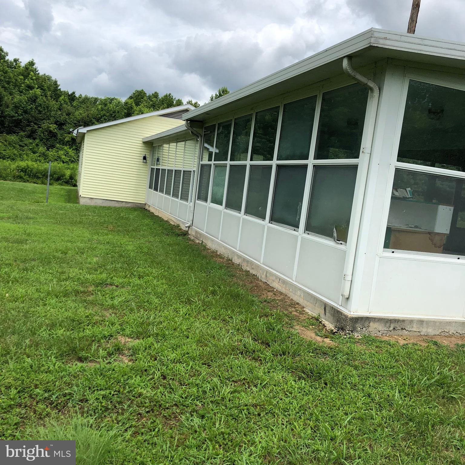 25548 Hill Road Greensboro, MD 21639 - Photo 7 of 11 a view of a backyard
