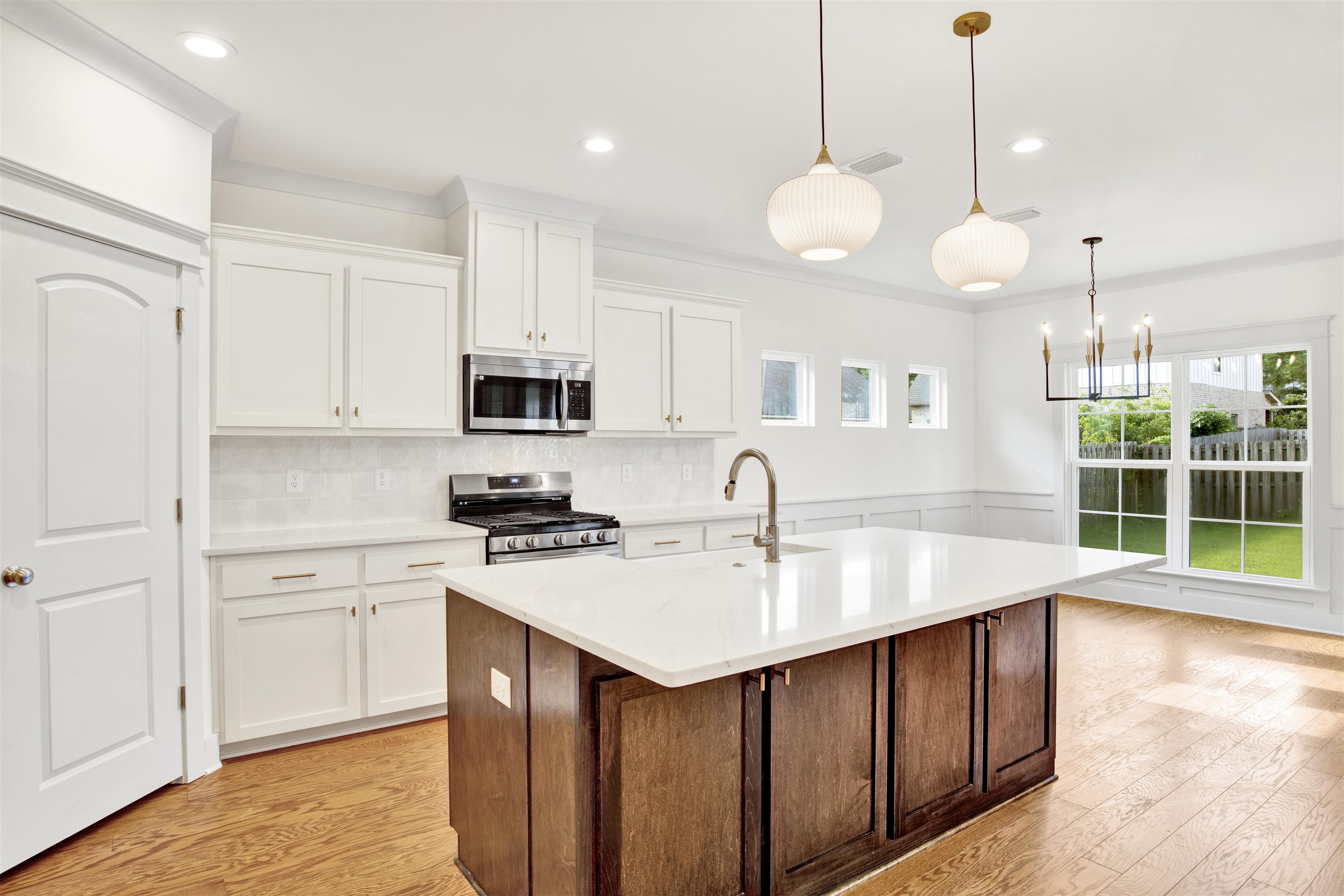 404 Scarlett Avenue Fairhope, AL 36532 - Photo 7 of 27 Kitchen