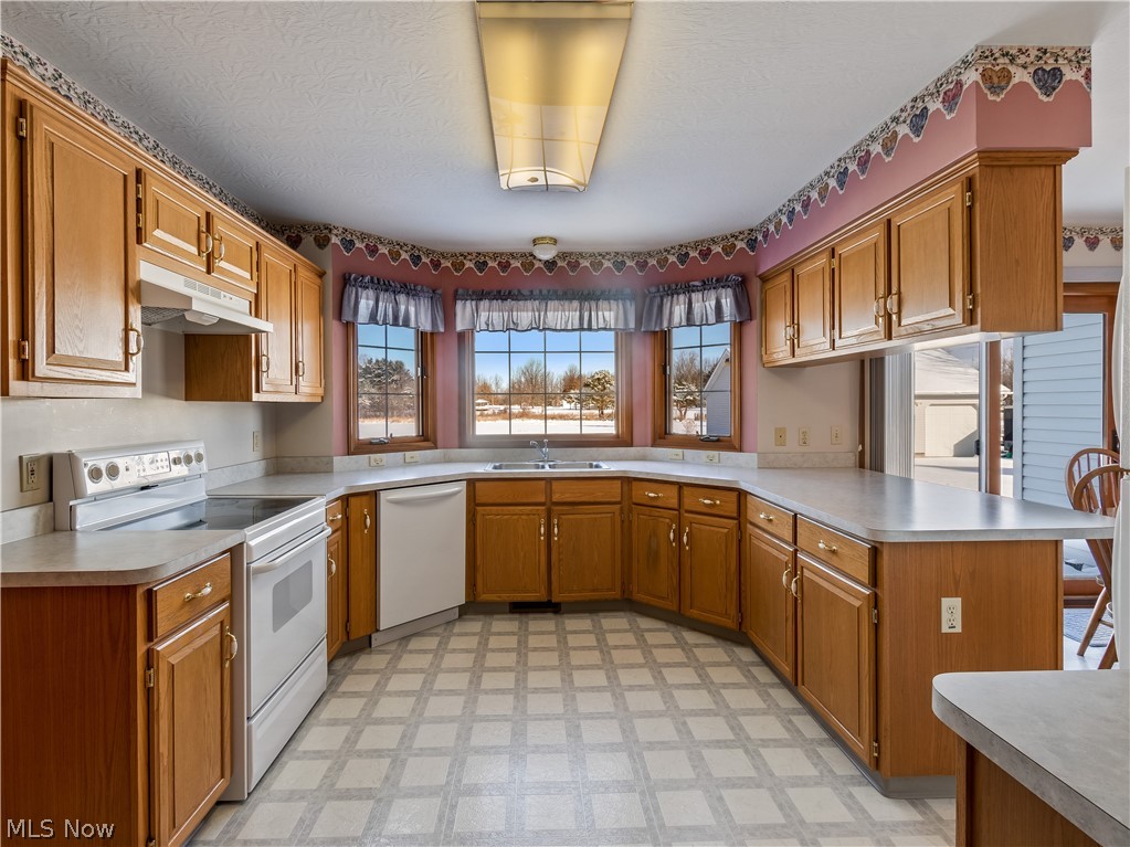 4815 Laubert Road Atwater, OH 44201 - Photo 9 of 35 Gallery Image 9
