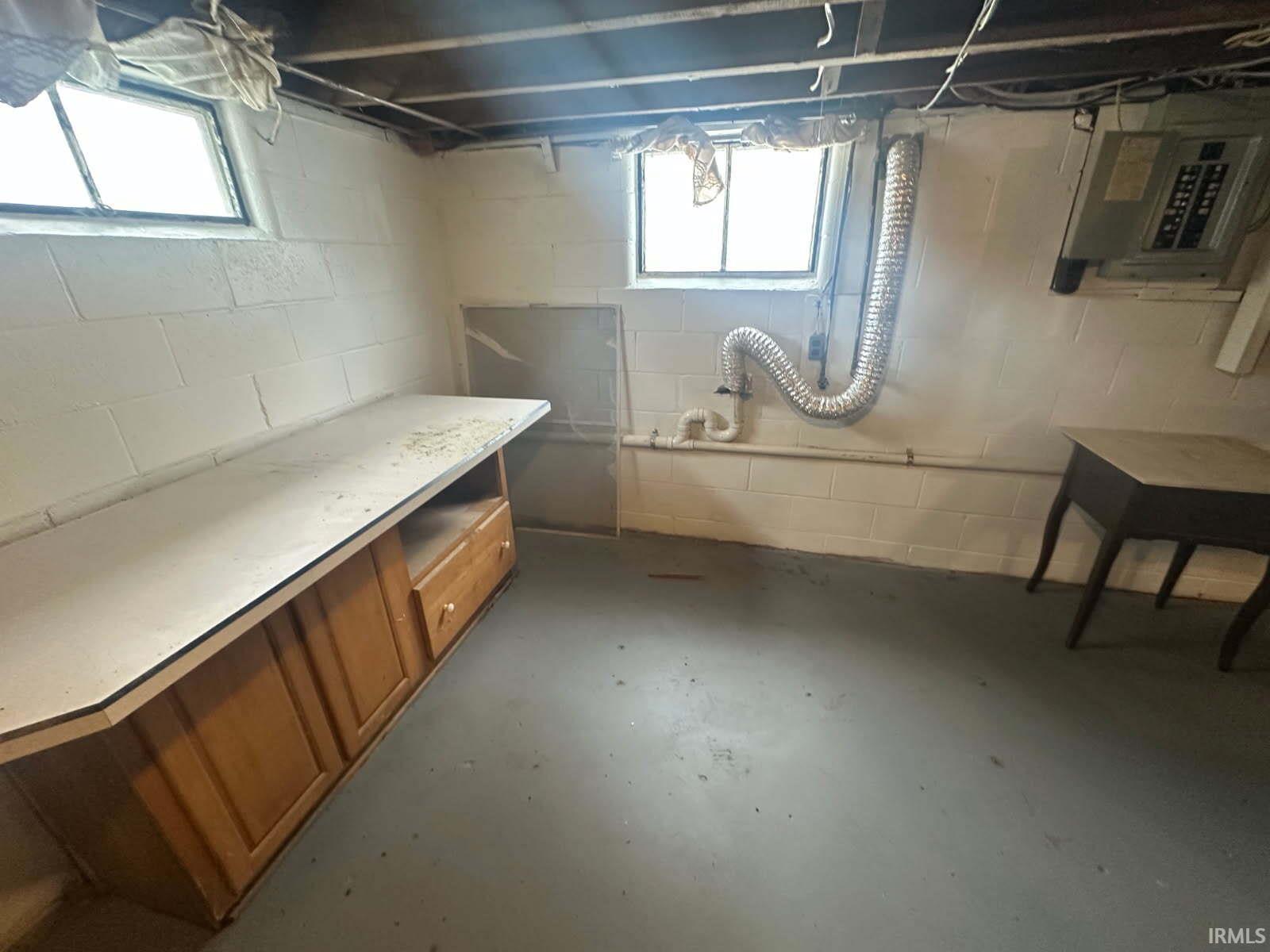 1327 Greene Street Jasper, IN 47546 - Photo 6 of 10