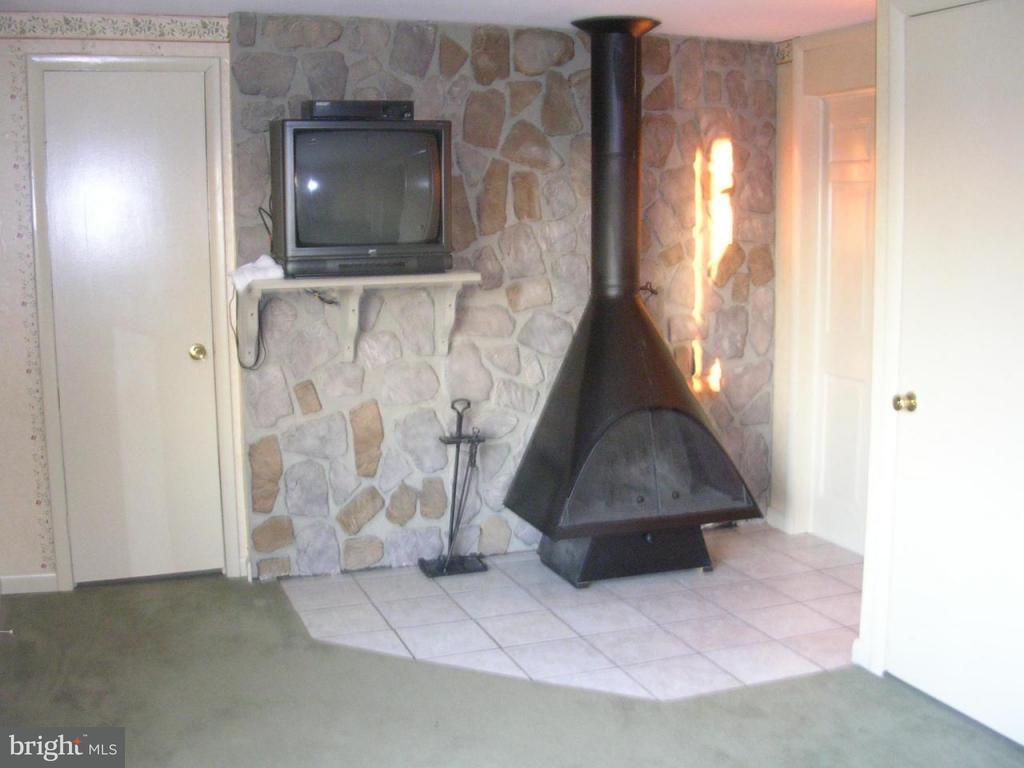 773 White Oak Road Manheim, PA 17545 - Photo 6 of 9