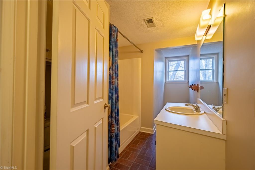 361 Settle Bridge Road Reidsville, NC 27320 - Photo 37 of 50