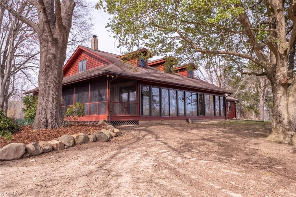 361 Settle Bridge Road Reidsville, NC 27320 - Photo 7 of 50