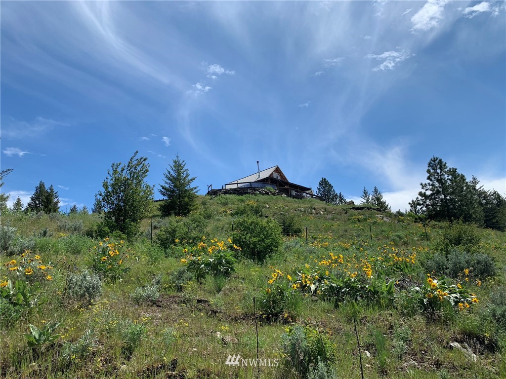 2 Pond Road Oroville, WA 98844 - Photo 1 of 29 Gallery Image 1