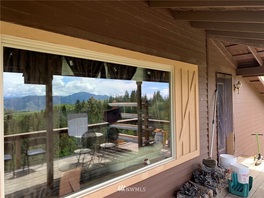 2 Pond Road Oroville, WA 98844 - Photo 4 of 29 Gallery Image 4