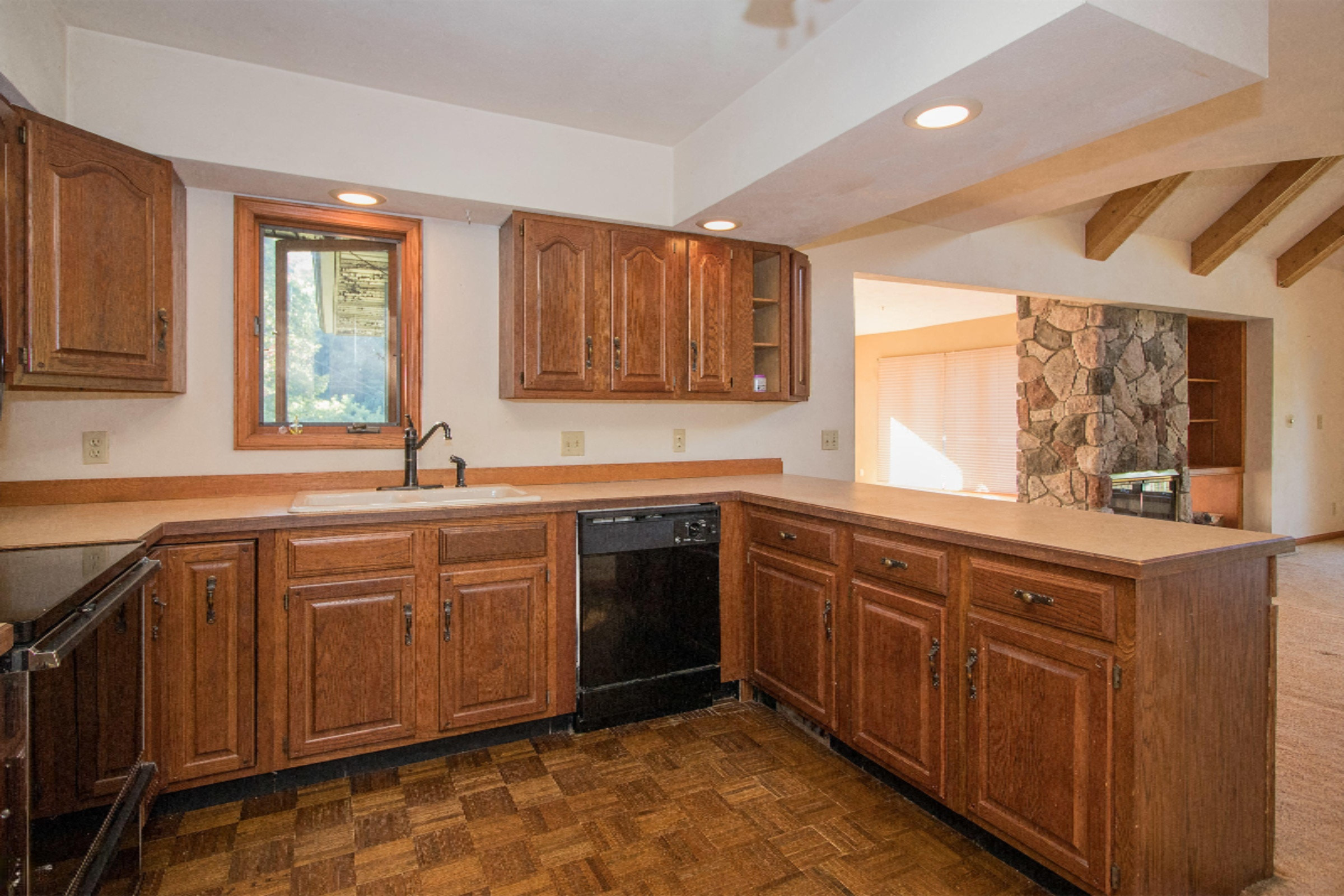 22100 Struwin Road Battle Creek, MI 49017 - Photo 11 of 27 Kitchen - View 2