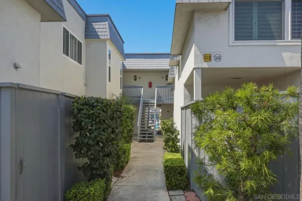 $1,875,000 | 106 Antigua Court, Coronado, CA 92118