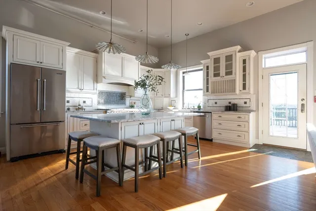 $1,300,000 | 191 Main Street, Unit 3, Gloucester, MA 01930