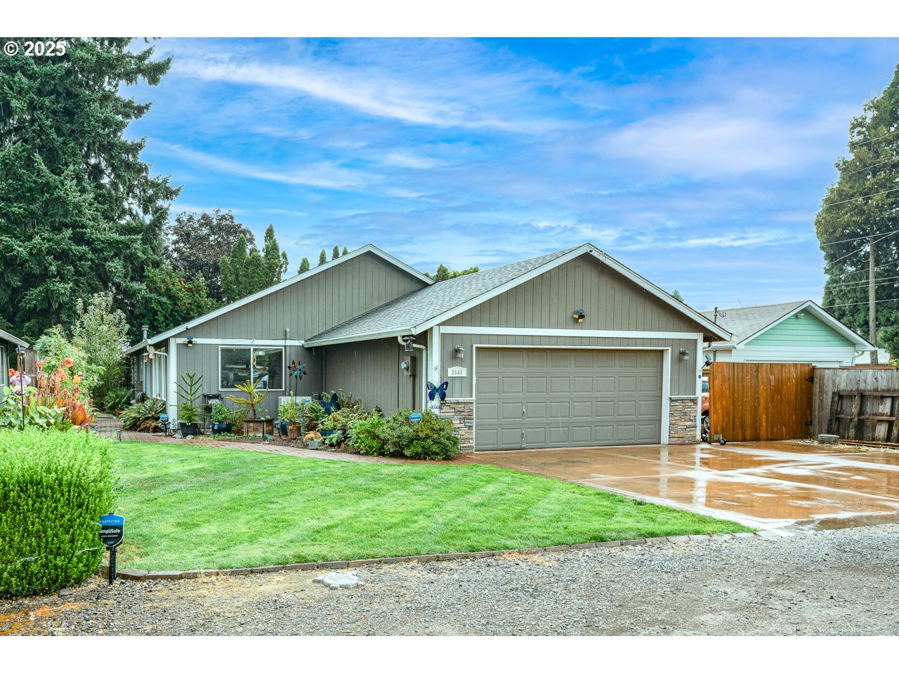 3565 Castrey Street Eugene, OR 97404 - Photo 1 of 37