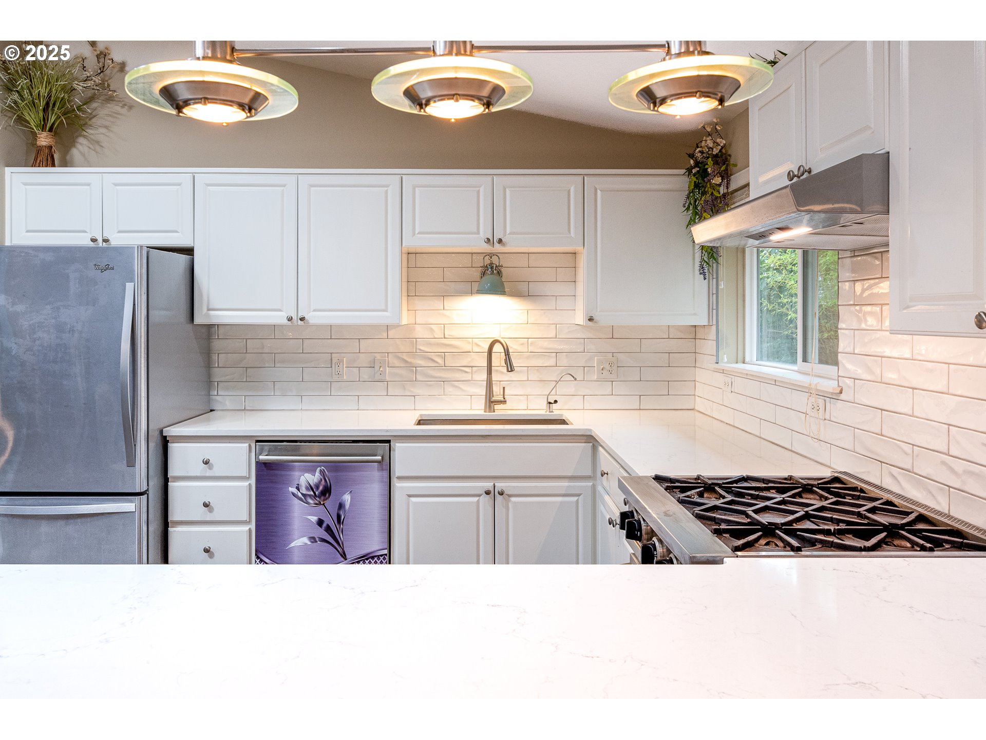 3565 Castrey Street Eugene, OR 97404 - Photo 17 of 37