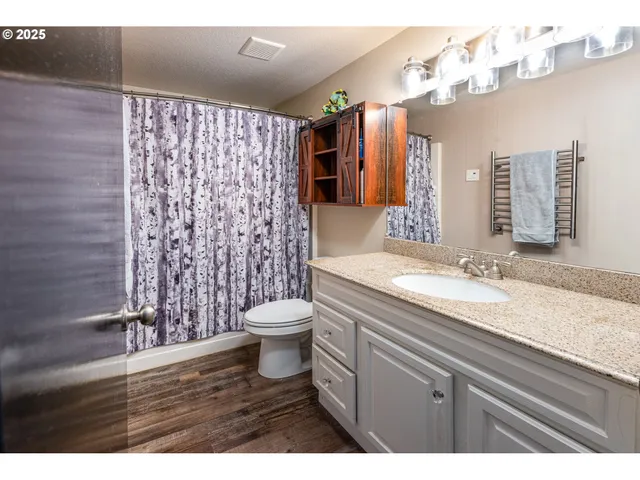 $489,000 | 3565 Castrey Street, Eugene, OR 97404