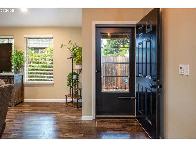 $489,000 | 3565 Castrey Street, Eugene, OR 97404