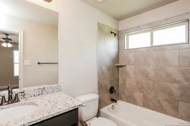 $1,275 | 3514 Bob Billa Street, San Antonio, TX 78223