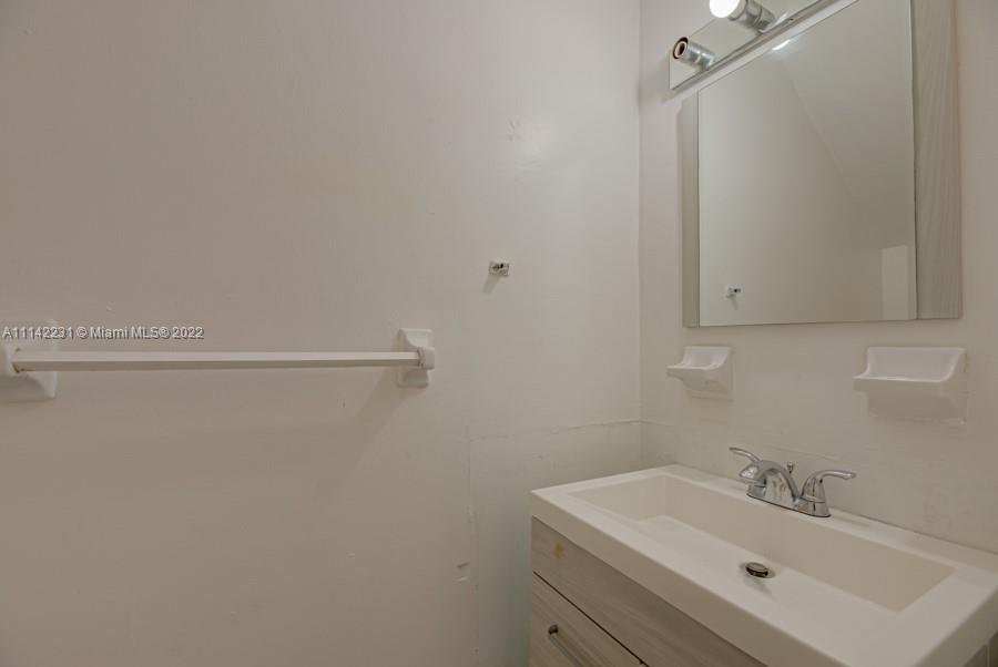 19432 Southwest 103rd Court, Unit B Miami, FL 33157 - Photo 15 of 24