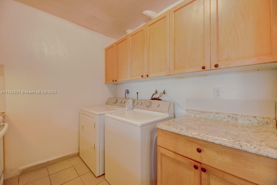 19432 Southwest 103rd Court, Unit B Miami, FL 33157 - Photo 5 of 24