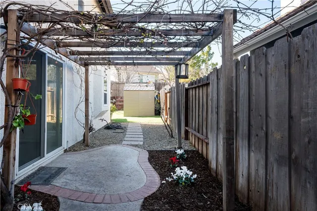 $799,000 | 26921 Terri Drive, Canyon Country, CA 91351