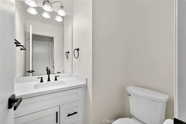 $799,000 | 26921 Terri Drive, Canyon Country, CA 91351