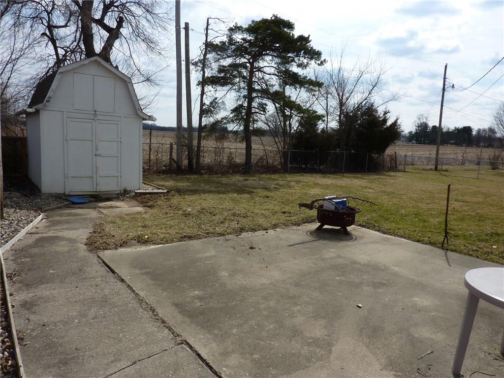 803 South Fillmore Road Greencastle, IN 46135 - Photo 4 of 5 Gallery Image 4